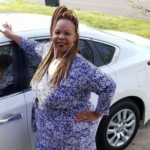 Meet your Posher, Tina